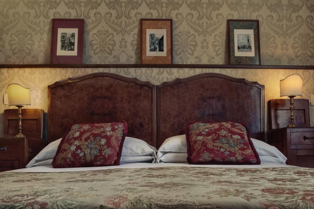Hotel Galleria Венеция Экстерьер фото